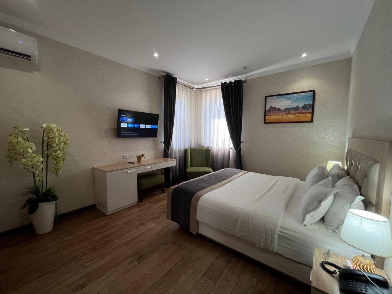 Sato Hotel Ташкент Екстер'єр фото
