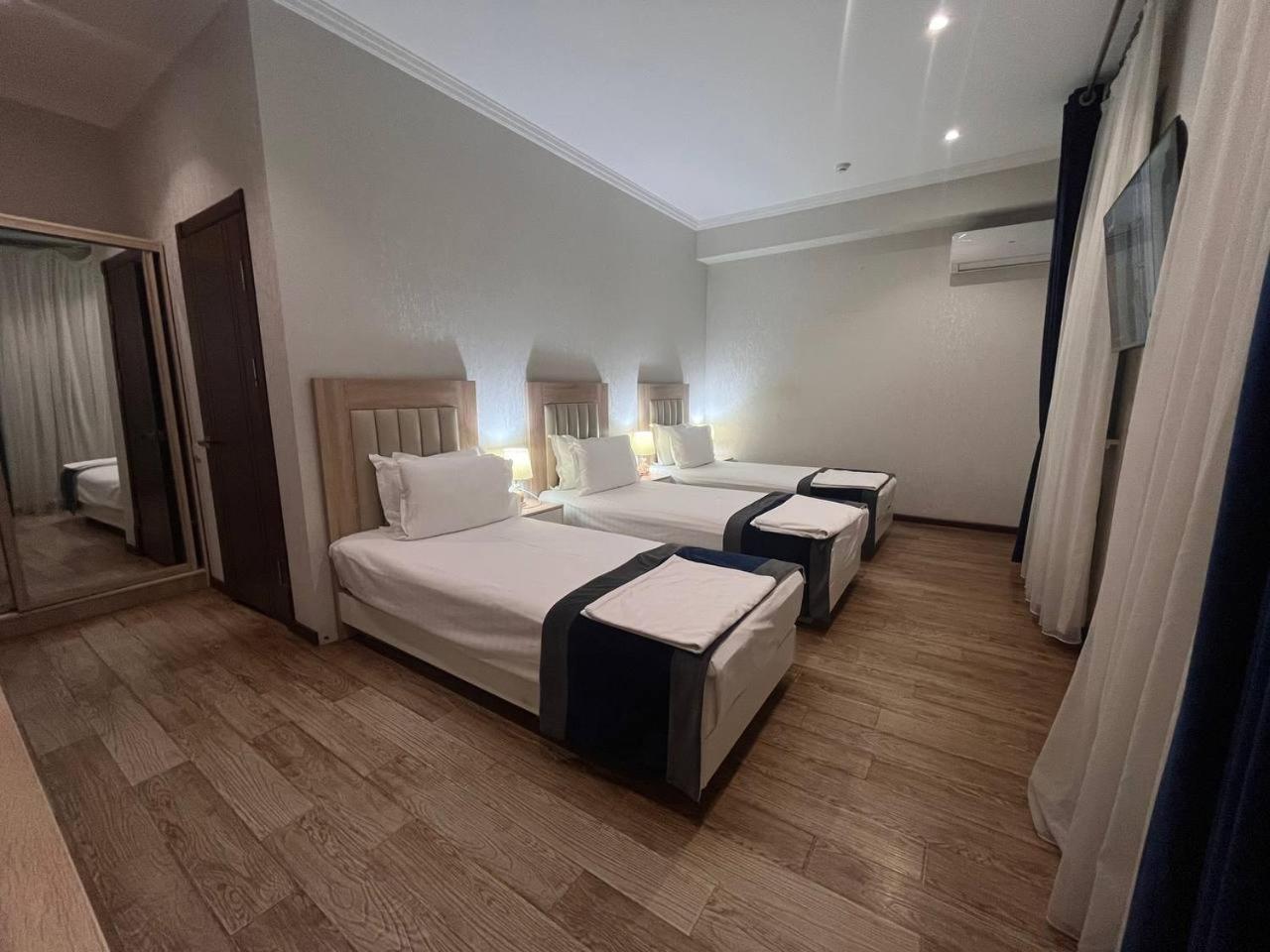 Sato Hotel Ташкент Екстер'єр фото